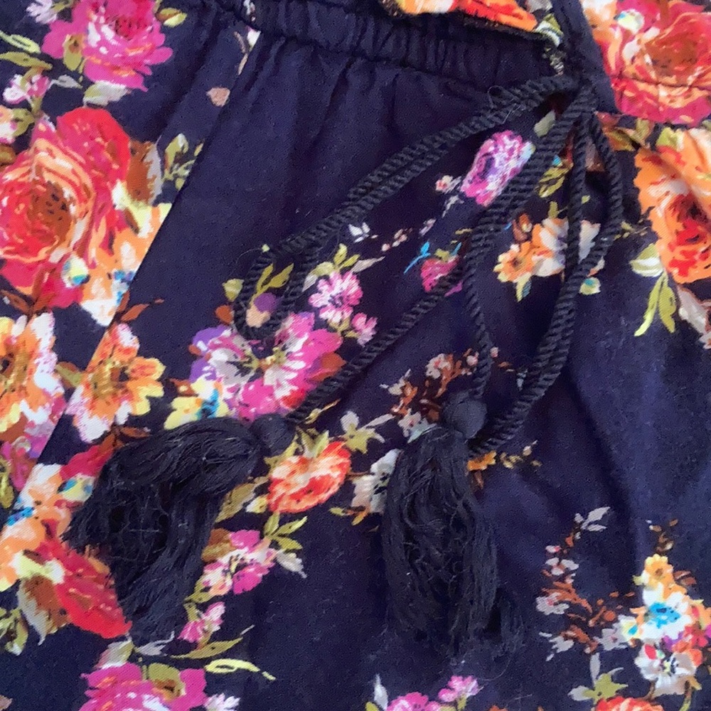 Romper - Picture 6 of 8